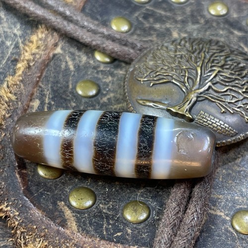 Ancient tibetan dzi beads old - ancient,